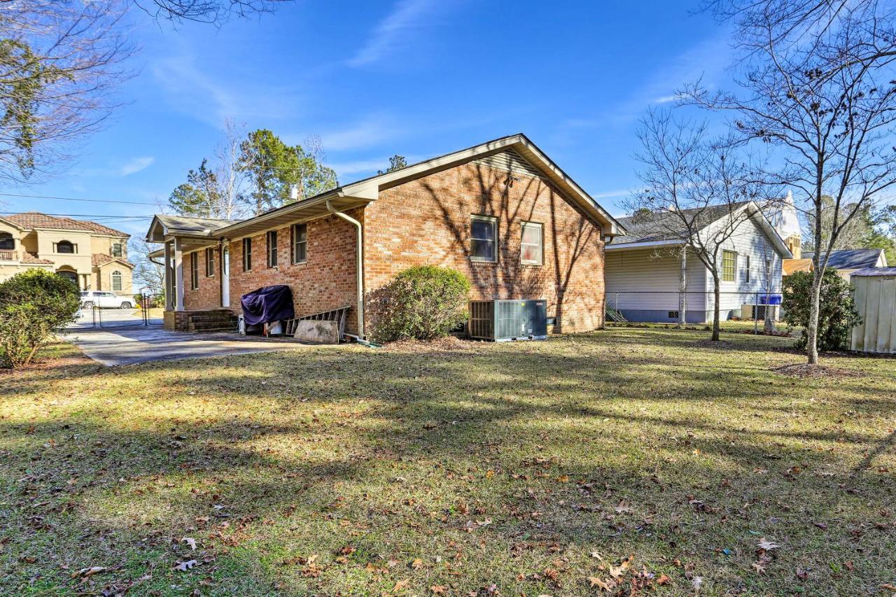 Lake Waccamaw Home With Fenced Yard And Shared Pier! ภายนอก รูปภาพ